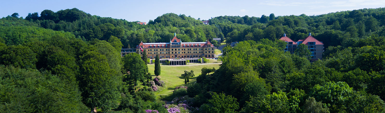 Hotel Vejlefjord midt i skoven lige ned til Vejle fjord